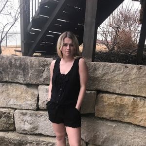 VGW-Jola black romper